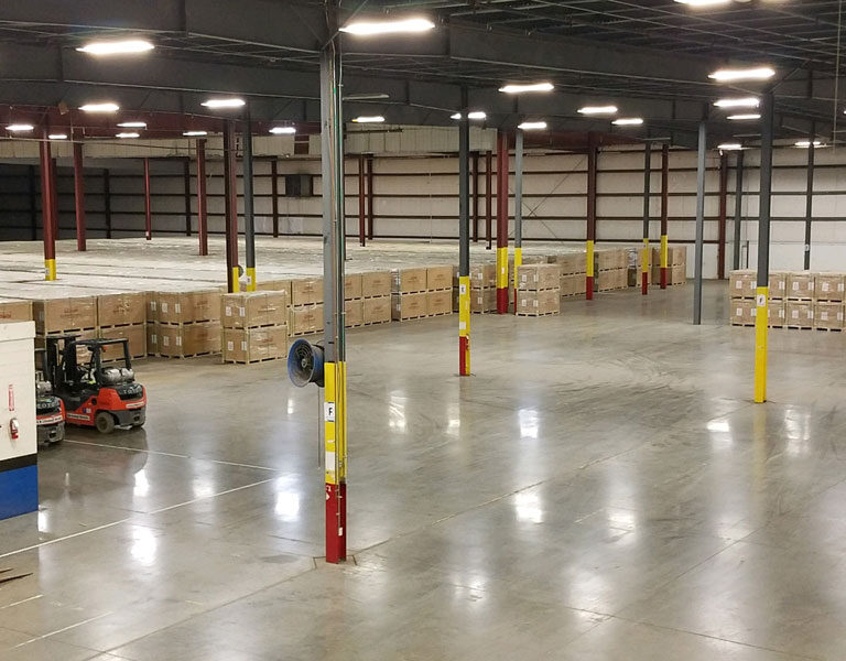 Logisticus_solar-warehouse